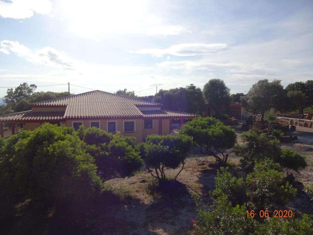 Agriturismo Conca' e Janas Dorgali Exterior foto